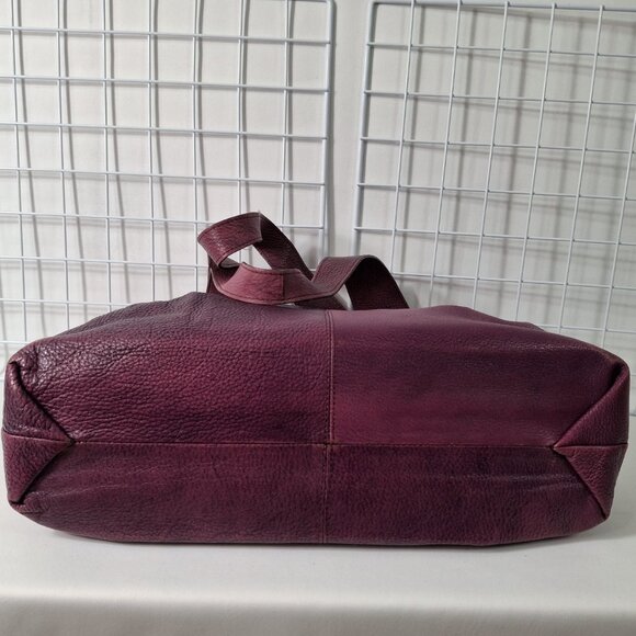 Vintage Wenz Mauve Leather Shoulder Bag Unique Design Zipper Close Large Grommet - Picture 7 of 16